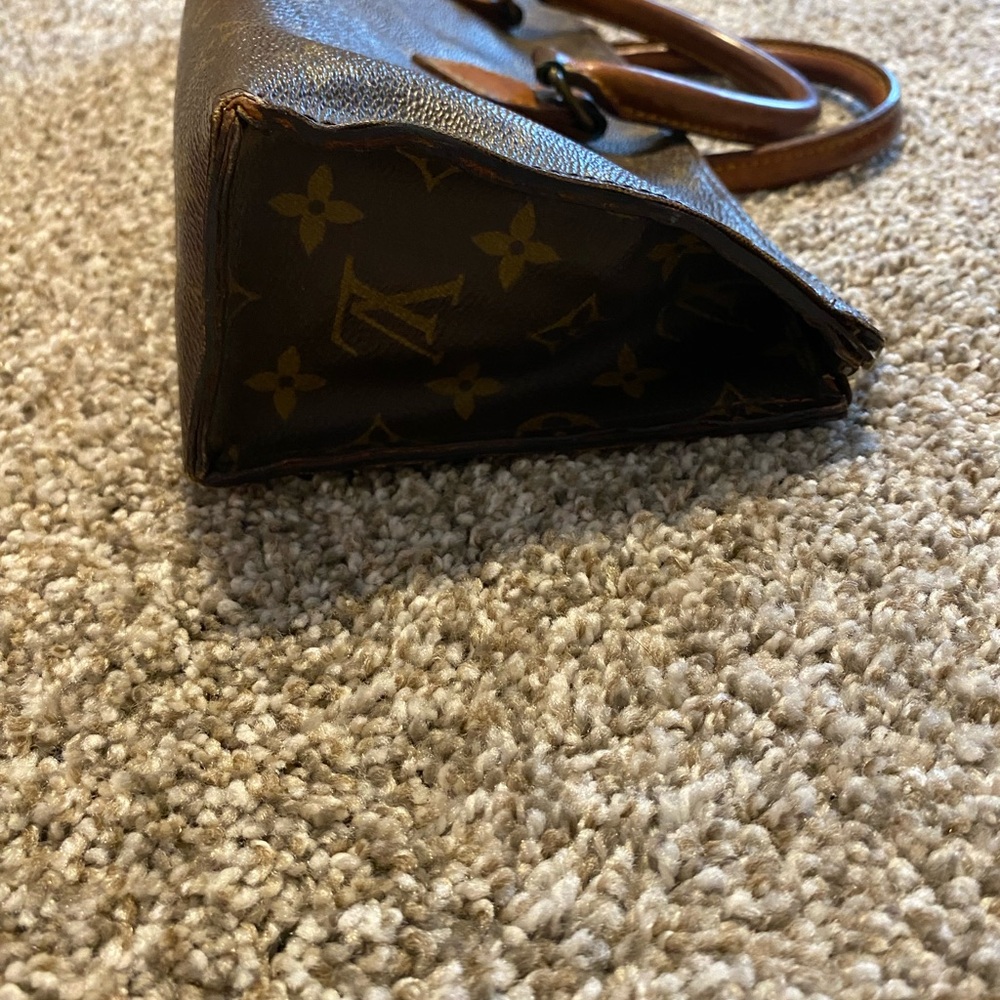 Louis Vuitton Monogram Sac Triangle Handbag - Picture 10 of 11
